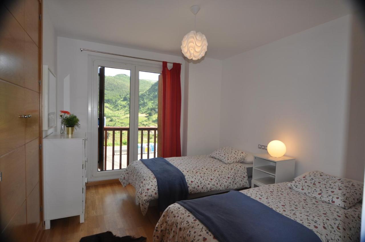 Apartamentos Tirol Formigal Exterior photo